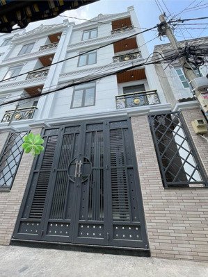 nhỉnh 6 tỷ - nhà mới hxh ngang 5,7m - công chứng ở ngay