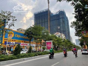 mặt phố lô góc lạc long quân đẹp nhất tây hồ, thương hiệu lớn thuê kinh doanh, 85m2 mt 8.5m 43 tỷ