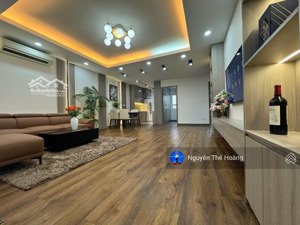 chính chủ bán ch 110m2, 3n - 2wc tòa hapulico. căn góc thoáng, nhà sẵn đồ, sổ đỏ. lh 