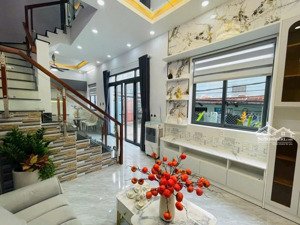 bán nhà mới 487 võ thị nhờ , p tân thuận q7 tp hcm