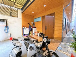 6.5 tỷ tl. dt: 5mx13m vuông, đúc 1 lầu. hẻm thẳng 6m đường gò dầu q. tân phú