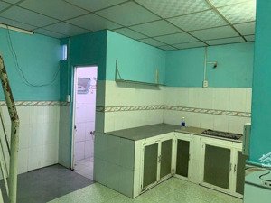 nhà đẹp nở hậu hẻm xe hơi cư xá ngân hàng q7