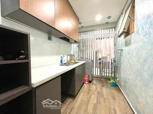 bán căn hộ midtown m8, the peak tân phú, q7. căn hộ cao cấp, sang trọng