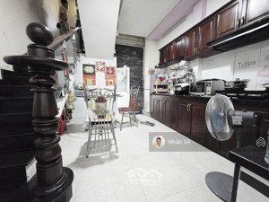 hẻm nhựa 5m vườn lài. dt: 4mx11.5m, 3 tầng. giá 6.8tỷ tl