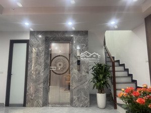 định công thượng - 6 tầng thang máy mới koong - 10m ra ô tô tránh - 4 ngủ khép kín full đồ xịn sò.