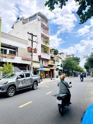 nhà mặt tiền văn thân quận 6 ngang khủng 6m giá tốt