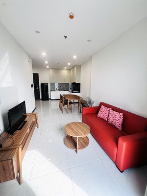 chính chủ cho thuê căn 2pn đầy đủ nội thất