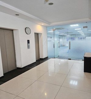 sàn văn phòng - mặt phố bà triệu - tầng 9 - dtsd 120m2/ sàn - 392.640đ/m2 lh: a dương 