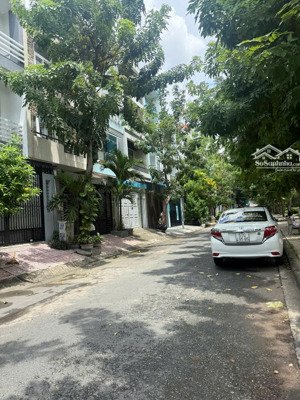 bán nhà đường 8m đặng thùy trâm p13 bình thạnh-ngay đh văn lang 4 tầng cho thuê 25tr/th chỉ 9.8 tỷ