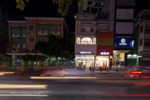 cần bán nhà mt nguyễn đình chiểu, p2, q3 - dt 4.6 x 17m - 4 tầng - hđt 80tr/th - giá bán 32 tỷ tl