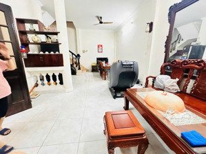 bán nhà phố vip phó đức chính, vài bước ra hồ trúc bạch , gần phố cổ , kinh doanh đỉnh, ở cực sướng