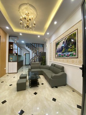 nhà 5 tầng yên lộ yên nghĩa, gần đại học phenika, giáp khu đô thị đô nghĩa, công viên siêu thị 5,8t