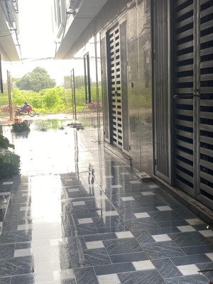 4,5 tỷ nhà xây 4 tầng, ôtô đỗ cửa, sát đại lộ thăng long, song phương - hoài đức