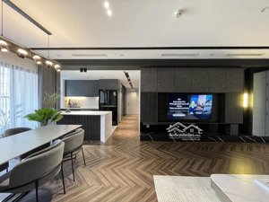 chính chủ bán ch 115m2, 3n2vs, ban công đông nam - giá 8,9 tỷ tại eco lake view đại từ 