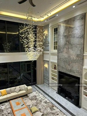 hàng hiếm ! bán căn penthouse 368m2, 4pn 4vs, full đồ, chung cư thăng long no1. giá 41 tỷ