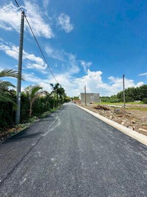 CẦN BÁN LÔ GÓC 2 MẶT TIỀN SỔ RIÊNG KẾ BỬU LONG