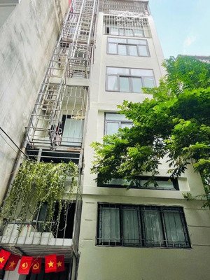 chủ ngập bank cần bán gấp toà chdv tại xuân thuỷ, cầu giấy, 63m2, 7 tầng, chỉ 14 tỷ, thu 60tr/th