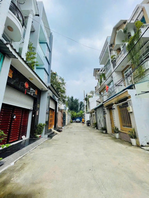 bán lô đất cạnh kdc nam long - cách liên phường 100m