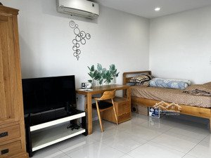 officetel lavida plus quận 7 - full nội thất view đẹp dt 37m2 ở được liền - lh gặp phụng