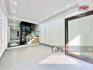 siêu phẩm nhà đẹp xây mới độc lập có thang máy lô 22 lê hồng phong. vị trí vip nhà đẹp.
