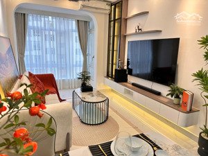 cho thuê căn hộ sky garden phú mỹ hưng- 3pn, full nội thất,nhà siêu đẹp,view thoáng : lh 