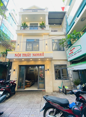 bán nhà ngô gia tự, p.9, quận 10 ngang 7m rộng rãi 3 tầng, sổ sẵn công chứng