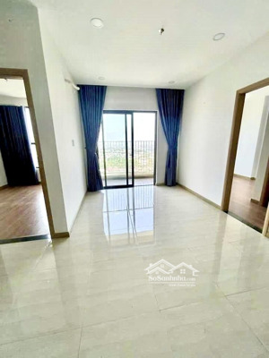 cần chuyển nhượng lại căn hộ tầng thấp đường ql1k , diện tích: 52m2, 2pn 2wc, giá 1t750