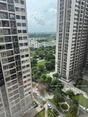 bán căn 2pn1wc toà s2.16 tầng đẹp