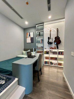 nhà em cho thuê căn hộ 98m2, 2pn full đẹp giá 20tr toà e chung cư indochina plaza :lh 