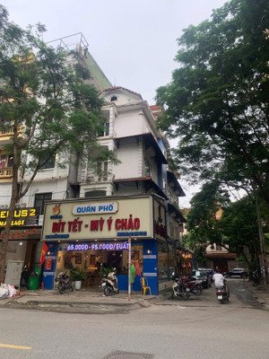 cho thuê nhà mặt phố nguyễn thị định, mặt tiền lô góc, diện tích 150m2, 5 tầng, thông sàn