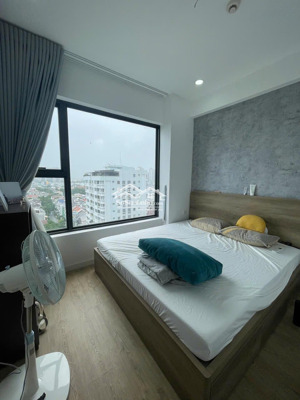 căn hộ hưng phúc premier 69m2 2pn 2wc đầy đủ nội thất tầng cao giá bán 6.4 tỷ