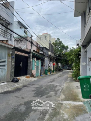 nhà đẹp quận 7 hẻm nhựa 6m, đường số 10 lý phục man. 75,72m2(4*19), giá tốt 8,3 tỷ.