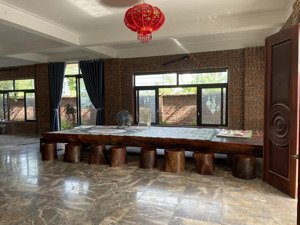 bán nhà, đất 280,6 m2 đã có nhà 2 tầng mái thái