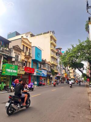 Bán nhà mặt phố Bạch Mai 70 m2, 5 tầng, vỉa hè, kinh doanh, 27 tỷ