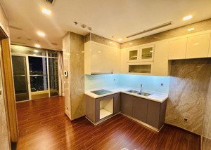 còn đúng 01 căn vinhomes central park giá mềm chỉ 5.3 tỷ thương lượng, có sổ, view lm81 rất đẹp