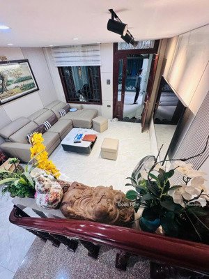 tin sốt dẻo! nhà hoàng hoa thám p bưởi, gần ô tô, ngõ thông kinh doanh, thang máy 49m2*6t 8.9 tỷ