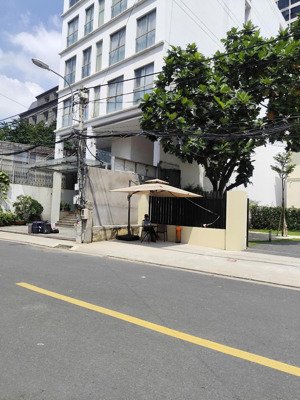 siêu phẩm mặt tiền khủng, khu thảo điền - dt 501m2, ngang tận 35m chỉ 300 tỷ hơn