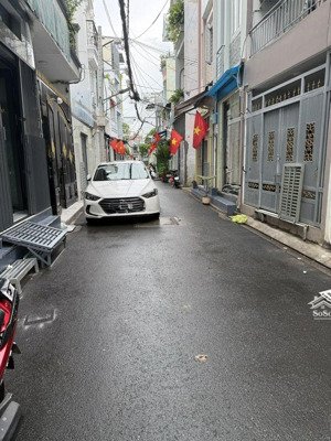 bán nhà hxh đường phan xích long, q. phú nhuận 2 tầng sd hơn 60 vuông giá 5,68 tỉ còn bớt