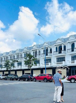 shophouse đường 25m, sổ hồng công chứng ngay. giá 3,9 tỷ.