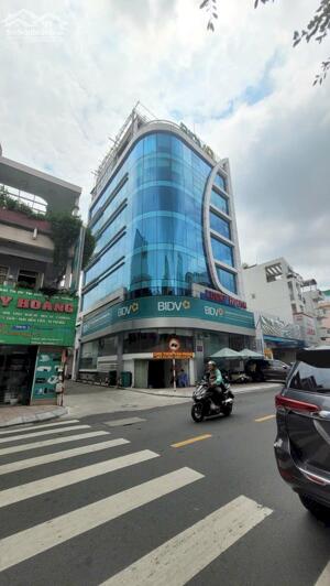 Bán Tòa nhà nhà 3.200m2 sàn(HĐT: 350tr/th) - ngay Trường Chinh,Q.Tân Phú - Gía: 120 tỷ