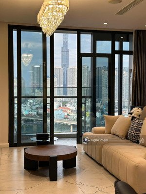 bán gấp căn góc 3pn kính vòng cung vinhomes golden river q1. nội thất sang trọng, view landmark 81.