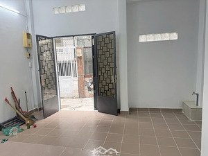 cho thuê nhà nguyên căn 3pn, huỳnh văn bánh, gần ngã tư phú nhuận