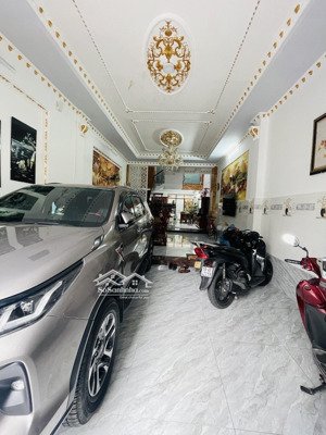 nhà 5 tầng - mặt tiền hẻm 973 nguyễn ảnh thủ - tân chánh hiệp - quận 12 - gấp bán