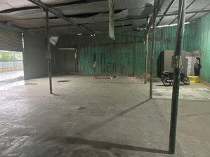cho thuê nhà xưởng nho nhỏ ở thới tam thôn, hóc môn, dt xưởng 130m2, giá 5tr/tháng
