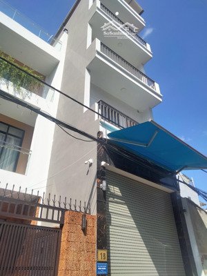 siêu phẩm lô góc nhà 6 tầng thang máy gara oto hàng xóm vinhomes