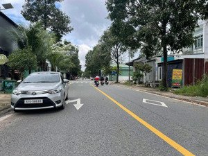 đất thành phố mới chính chủ gửi đường số 84 dân nhập cư nhiều. sạch sẽ, phát triển, 5x28m full tc