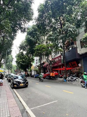 bán nhà mặt tiền chu mạnh trinh, p. bến nghé, q1. dt: 5m x 14m, 7 lầu. giá: 72 tỷ ( tl )