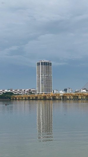 căn góc 2pn view sông hàn, view pháo hoa diff đà nẵng downtow 69 tầng - tầng cao hiếm người bán