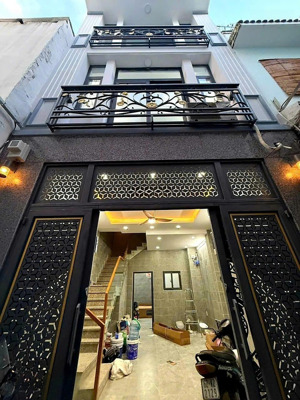 chính chủ cần bán gấp nhà riêng 4 tầng -5pn,5wc giá rẻ tân bình,hồ chí minh chỉ với 6 tỷ 950 -47m2