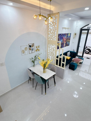 nhà đẹp mới 3 tầng vào ở ngay tặng full nội thất duy tân, phú nhuận chỉ nhỉnh 5 tỷ lh 